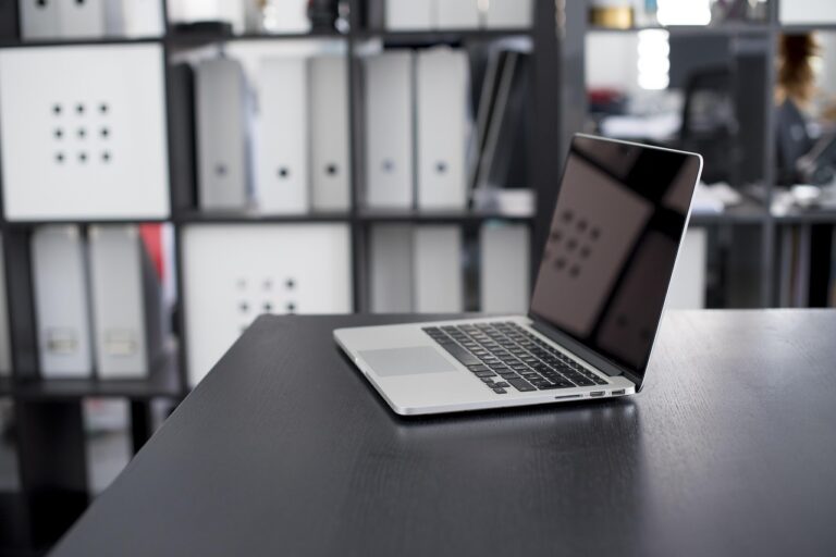 Dataverwerkersovereenkomst in SaaS-voorwaarden: wanneer is die verplicht en wat moet erin staan